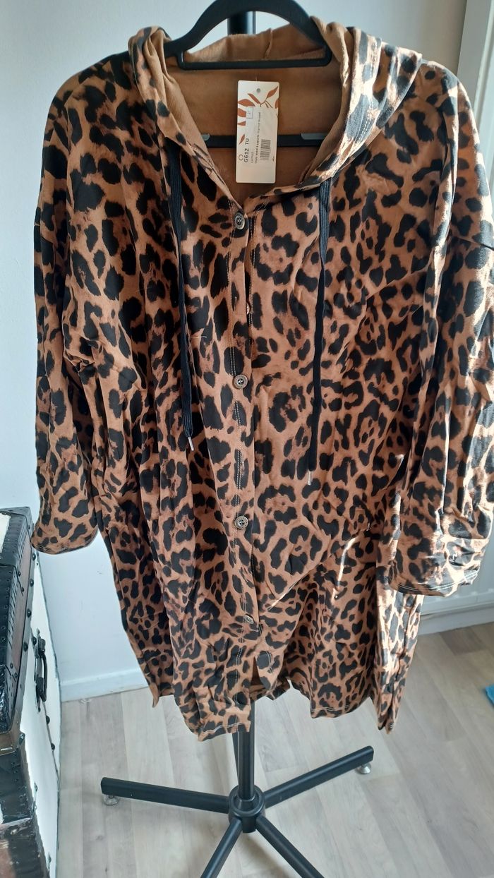 Veste sweat capuche léopard - photo numéro 2