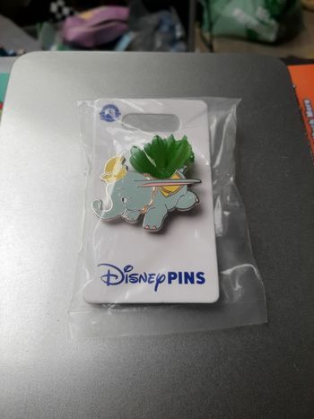 Pins Disney shopdisney dumbo