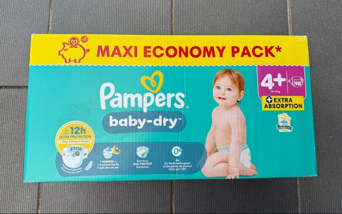 Couches Pampers BabyDry