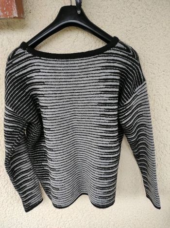 Pull noir et gris