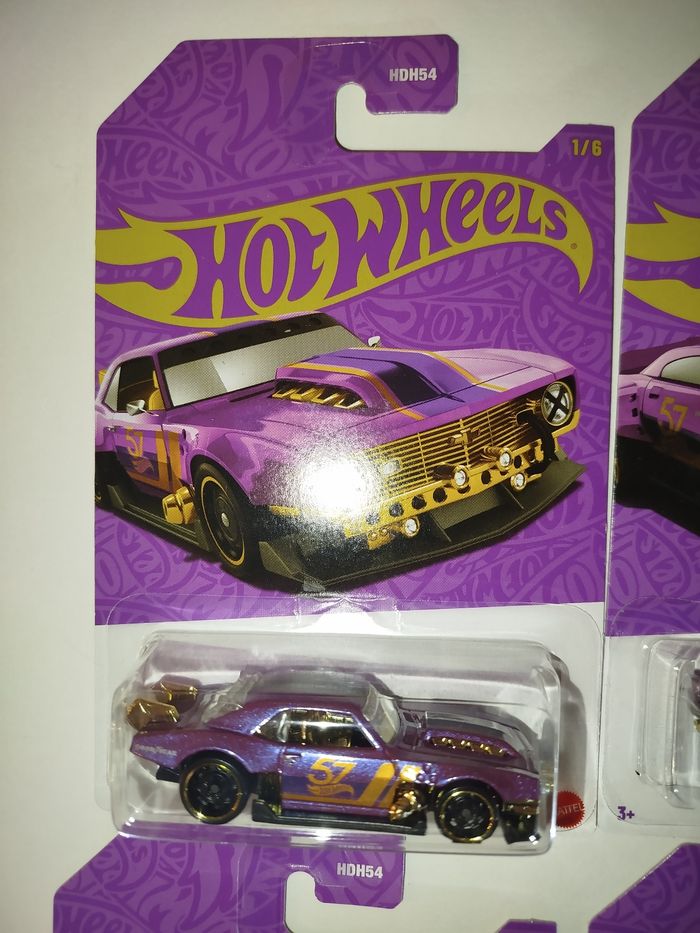 Hot Wheels Purple and Gold 2025 Mix 2 2025 Serie Complète avec Chase - photo numéro 2