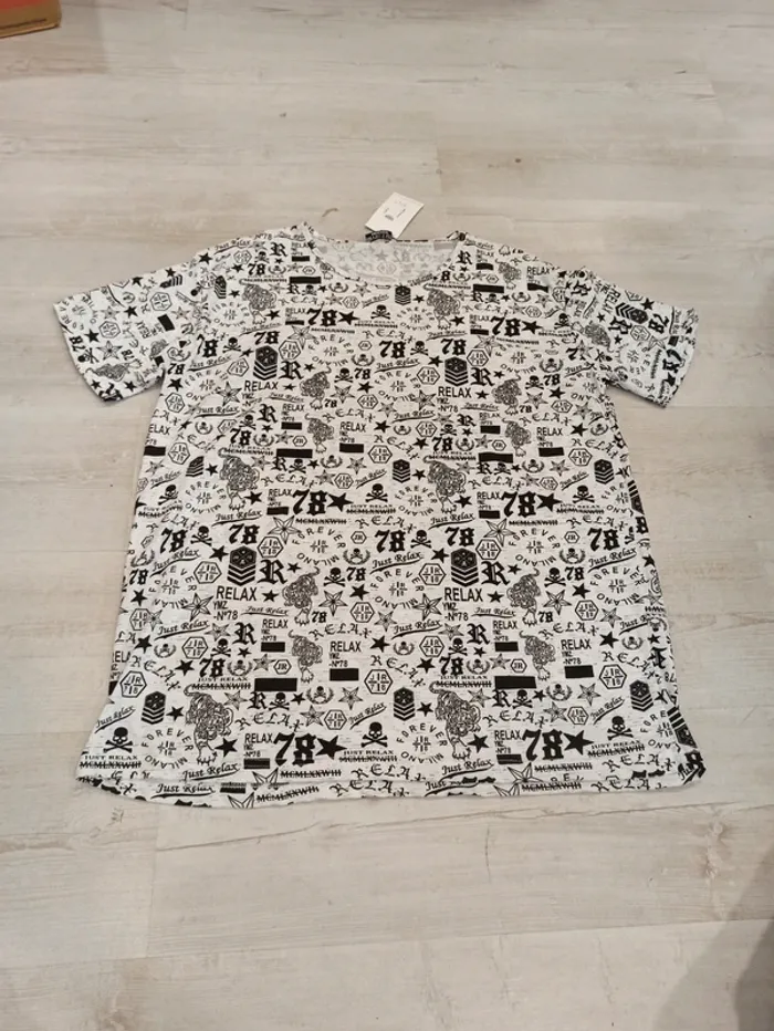 Tee shirt blanc et noir imprimé homme xl