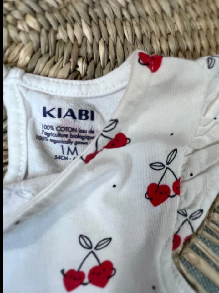 Ensemble 1 mois - photo numéro 2