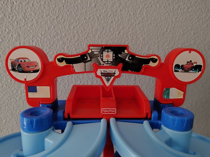 Garage bleu/rouge FISHER PRICE - photo numéro 2