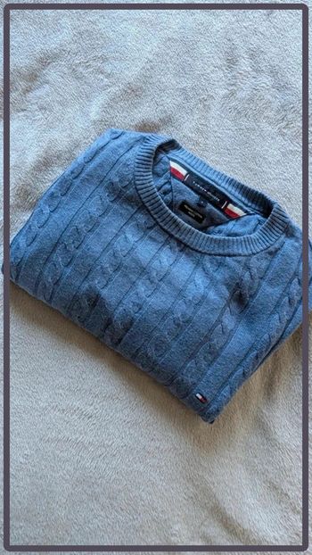 Pull Tommy Hilfiger taille S homme bleu