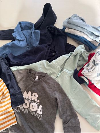 Lot vêtement bébé garçon taille 12 mois