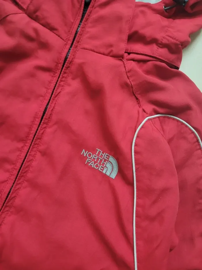 Veste imperméable coupe vent the north face rouge bandes blanches S - photo numéro 4