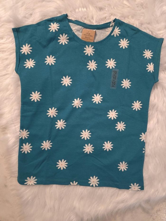 NEUFS (non portés) 🏷🏷🩷😍😍🤩Superbes teeshirts MC 10 ans fille 🩷😍🤩😍 - photo numéro 5