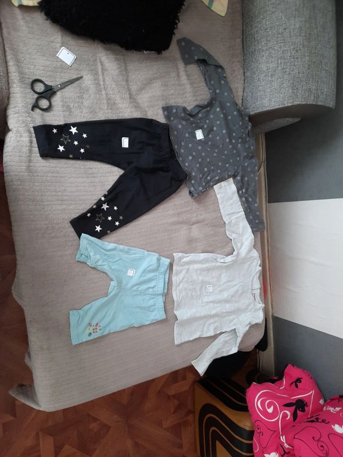 Petits lots de vêtements bb fille