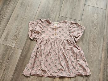 Robe neuve 24 mois