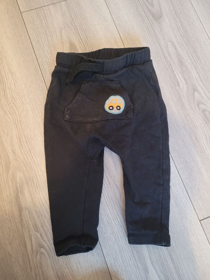 Pantalon taille 18 mois