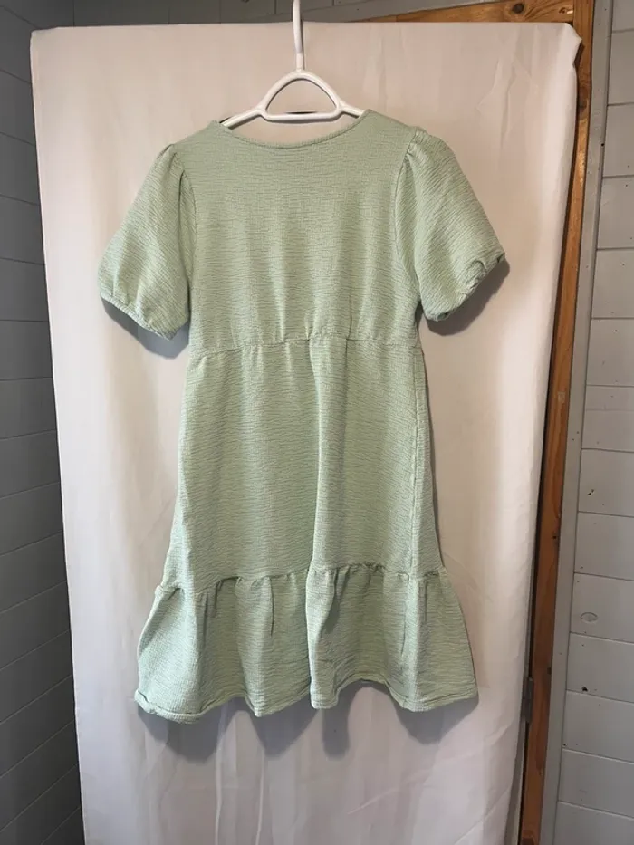 robe verte - photo numéro 7