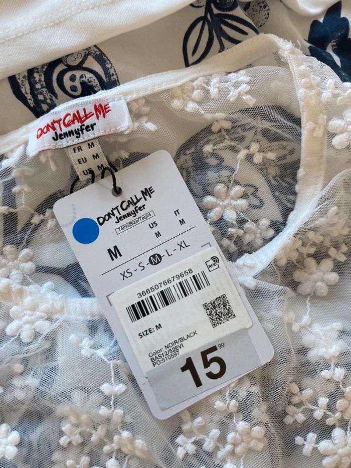 Tee shirt blanc à dentelles - photo numéro 2