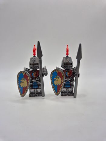 Figurines type lego 2 soldats chevaliers Du Lion