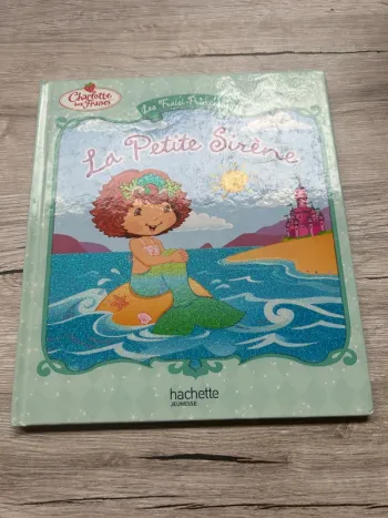 Livre charlotte « La petite sirène »