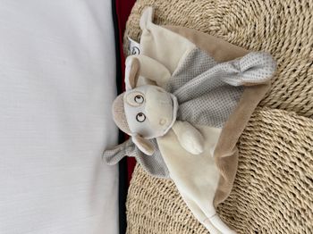 Doudou plat vache mouton beige écru gris pois MOTS D'ENFANTS