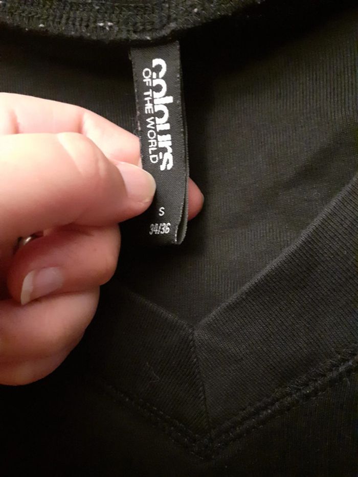 2 T-shirt taille S - photo numéro 3