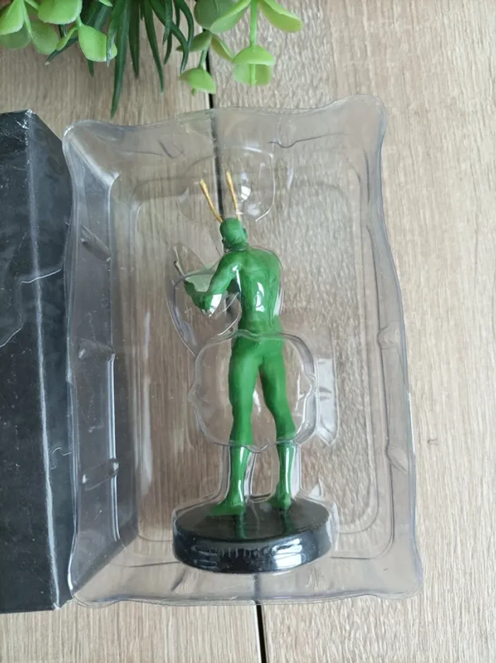 Figurine Ambush Bug DC Comics Eaglemoss Super Héros - photo numéro 3