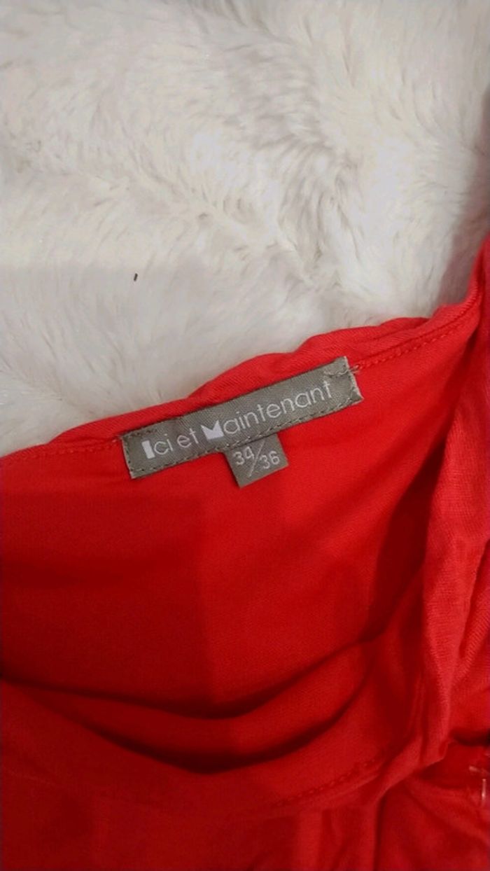 Robe rouge asymétrique - photo numéro 3