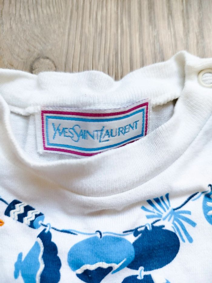 Tee-shirt vintage Yves Saint Laurent 6 mois - photo numéro 2