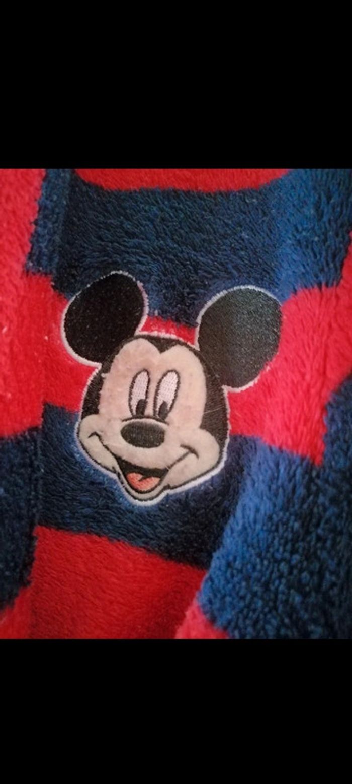 Peignoir Disney taille 6 ans - photo numéro 2