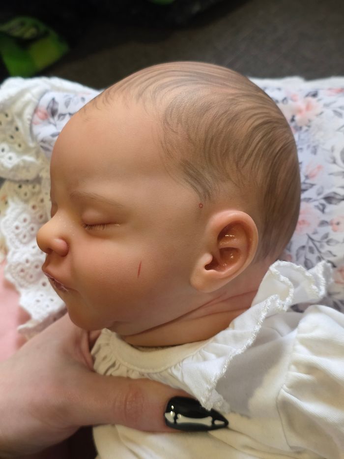 Bébé reborn - photo numéro 7