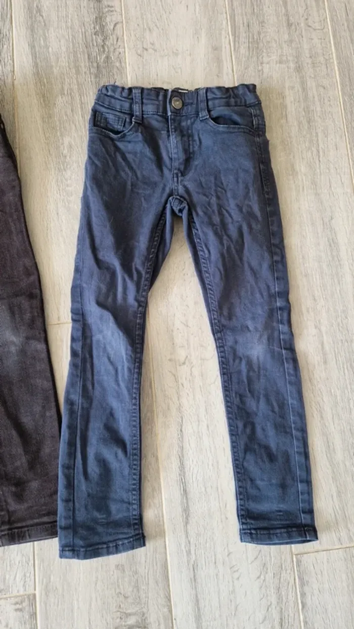 Lot 2 Pantalons garçon taille 5-6 ans - photo numéro 2