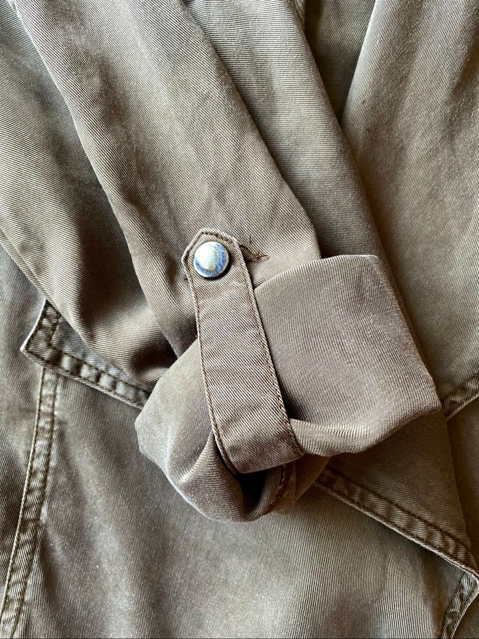 Veste légère kaki. Taille M - photo numéro 3