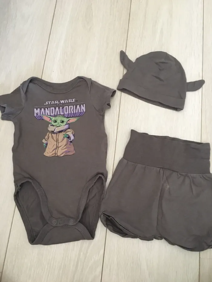 Ensemble body Star Wars 3 mois