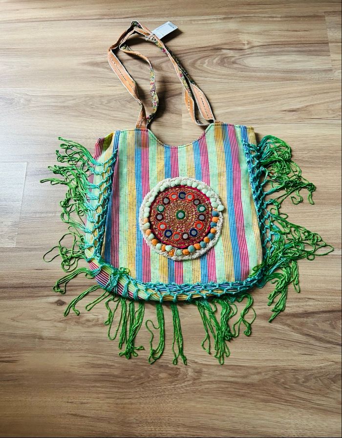 Sac à main vert à rayures Neuf Flora