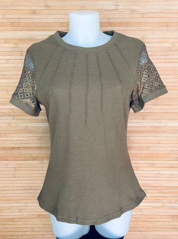 T-shirts vert kaki taille M