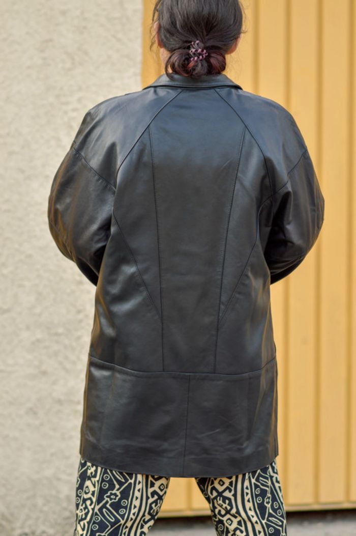 Manteau en vrai cuir taille 40 - photo numéro 2
