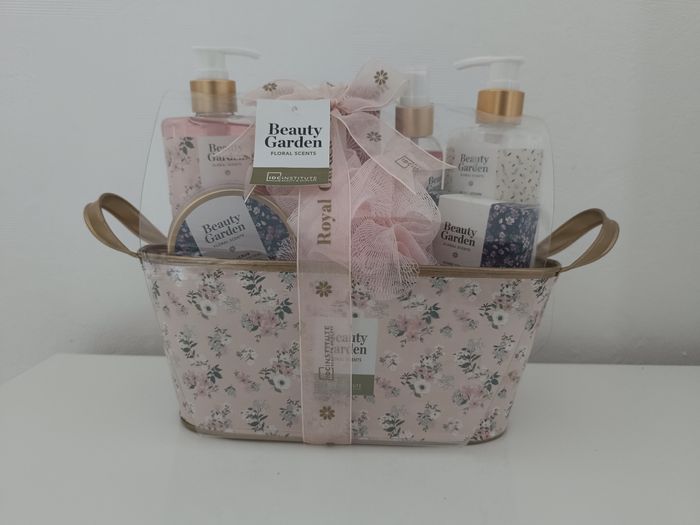 Coffret Noël Beauty Garden Neuf