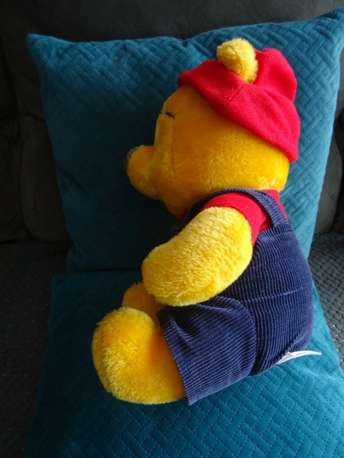 Ourson en peluche de 27 cm de haut. - photo numéro 4