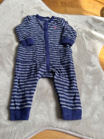 Jolie pyjama bébé garçon