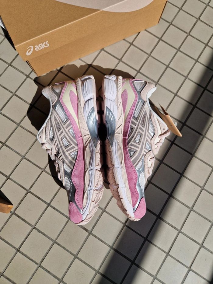 Asics Gel NYC - Strawberries Cream 42 - photo numéro 3