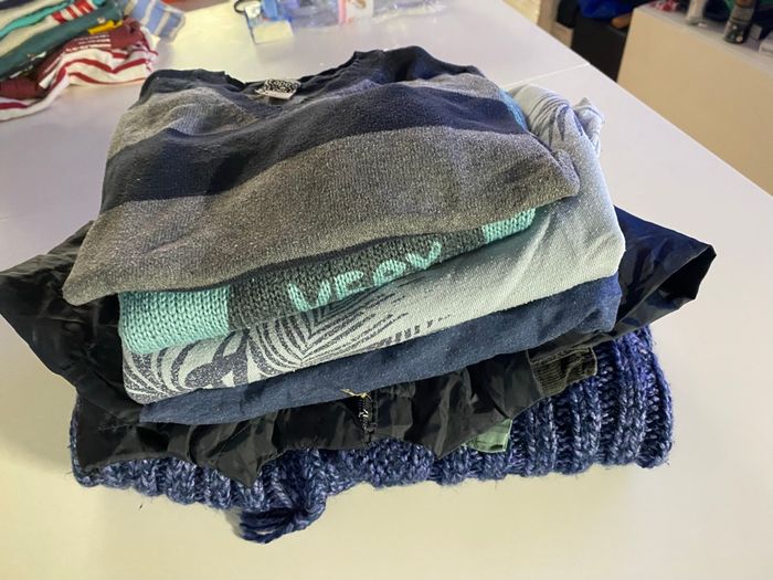 Lot de 9 vêtements garçon taille 3 ans plusieurs marques