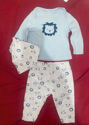 Lot de vêtements de 0-6 mois
