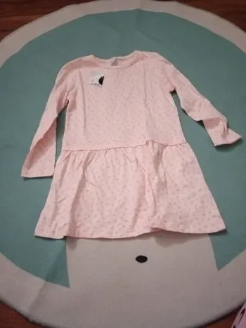 Robe neuve 36 mois