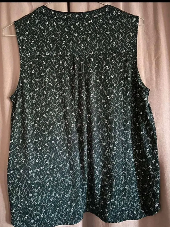 Blouse cache  cache taille S en parfait état - photo numéro 3