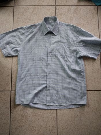 Chemise à carreaux taille L