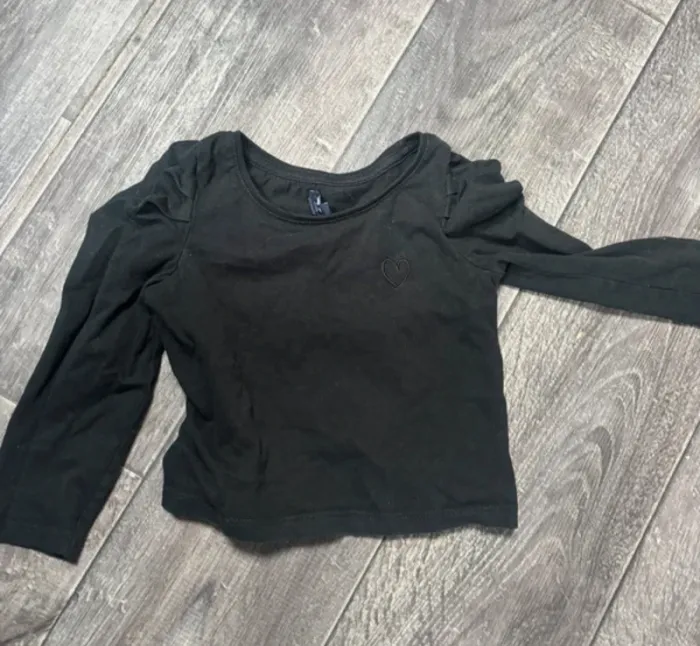 Haut manches longues noir bébé 3 ans