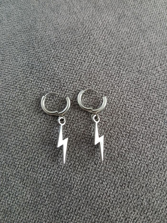 Boucles d oreilles - photo numéro 2