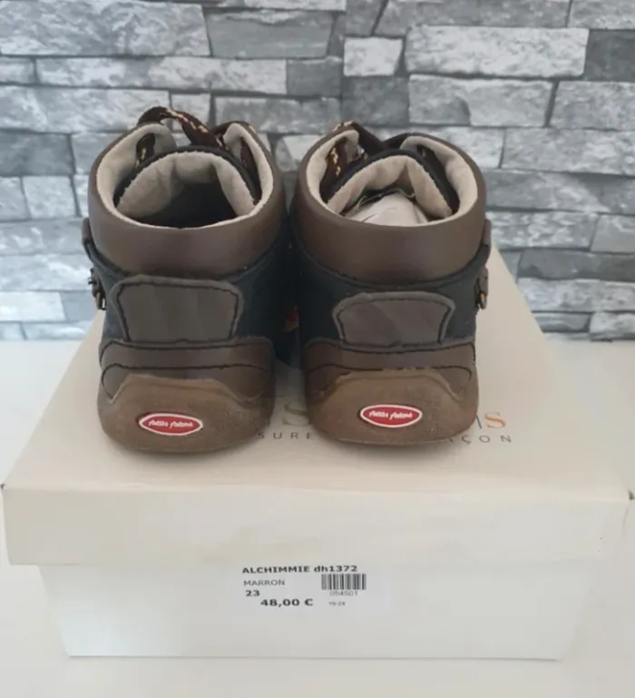 Chaussures bébé pointure 23 - photo numéro 3