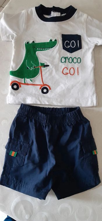 Ensemble short + tee shirt crocodile 3 mois
