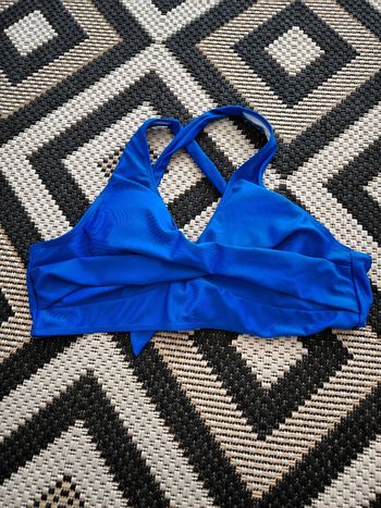 Haut de maillot de bain taille M 38 neuf