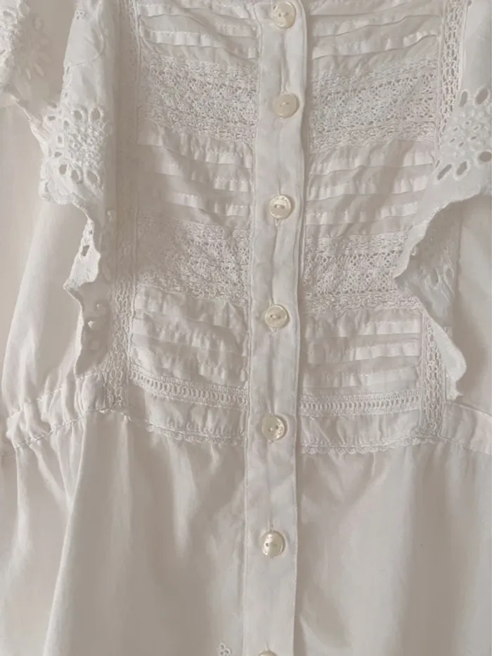 Magnifique haut blanc brodé / ajouré Pepe Jeans taille M avec liens à nouer - photo numéro 9