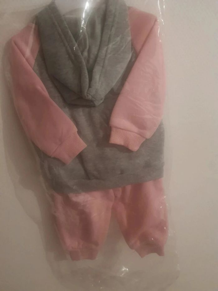 Ensemble 6 mois fille bébé - photo numéro 5