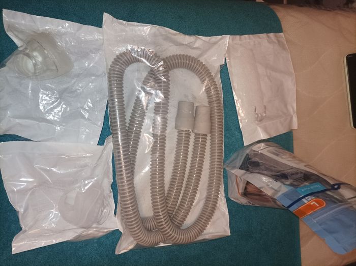 Masque Facial pour l'apnée du sommeil avec 2 Bulles Nasal,1 Tube neuf avec emballage d'origine complet Taille L - photo numéro 6