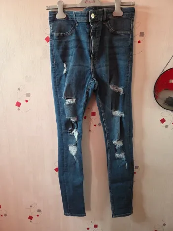 🤗 Jean femme T.44 H&M